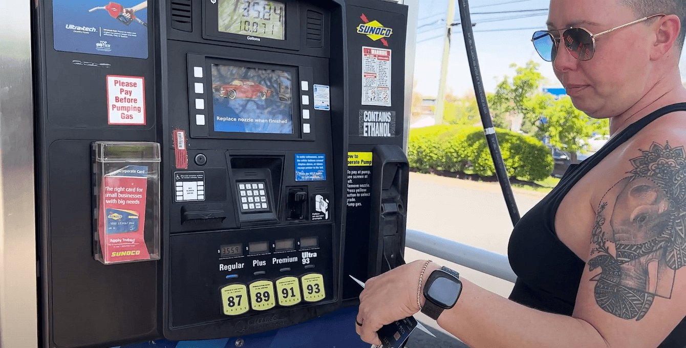 Paying For Strangers Gas In Virginia Best You Best Me