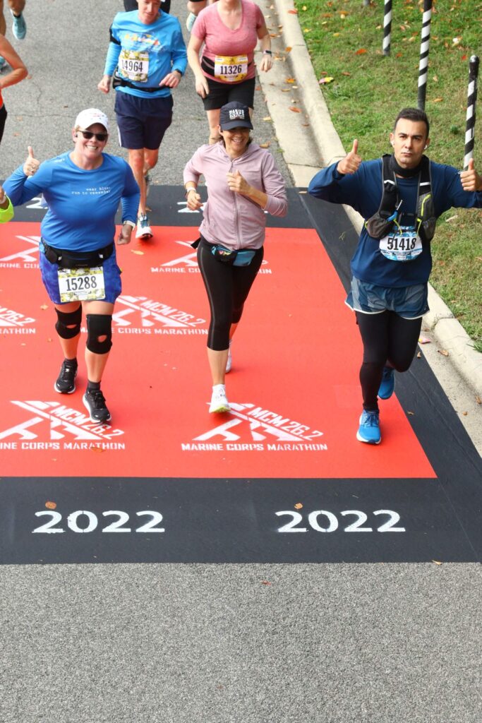 people runnnig an ultra marathon in Wshington D.C.